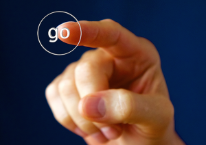 hand-944307_640